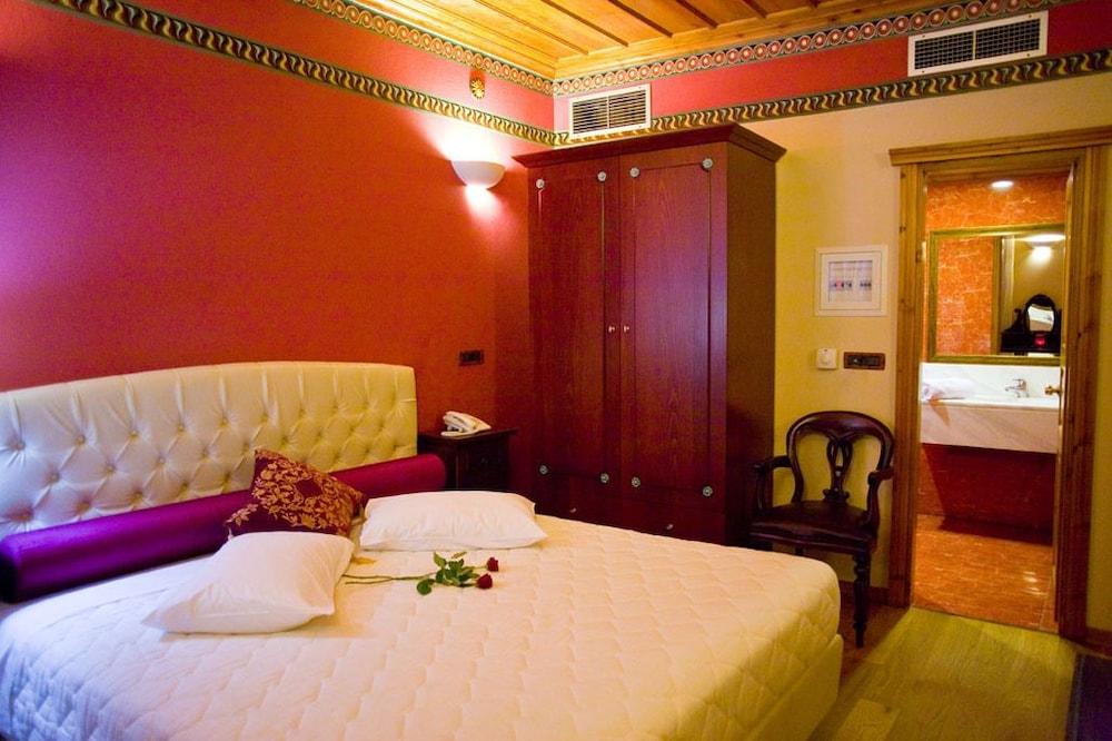 Kyveli Suites นาฟปลิโอ ภายนอก รูปภาพ