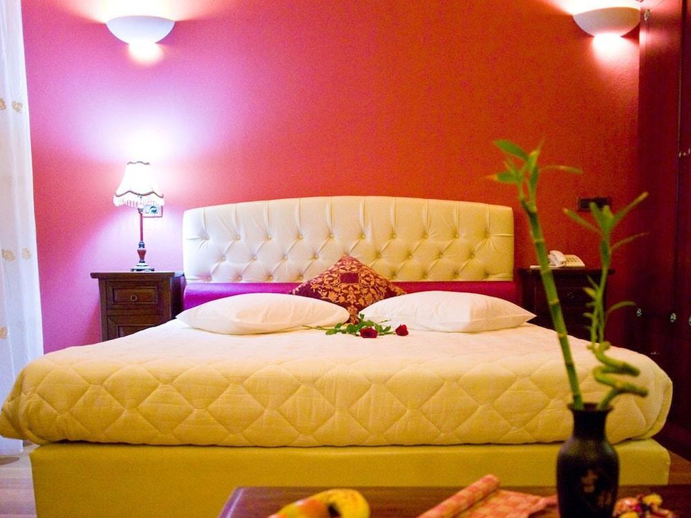 Kyveli Suites นาฟปลิโอ ภายนอก รูปภาพ