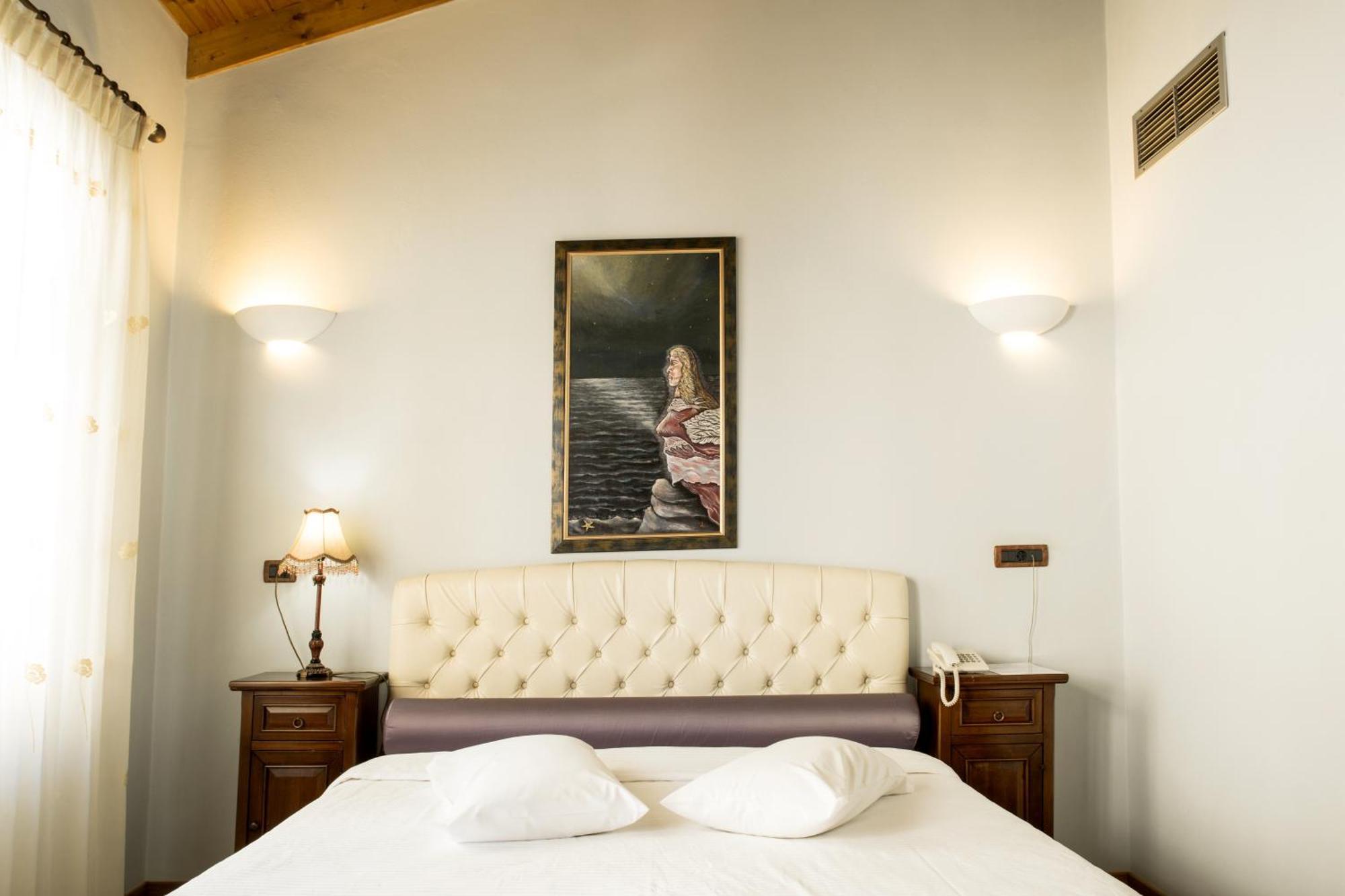 Kyveli Suites นาฟปลิโอ ห้อง รูปภาพ
